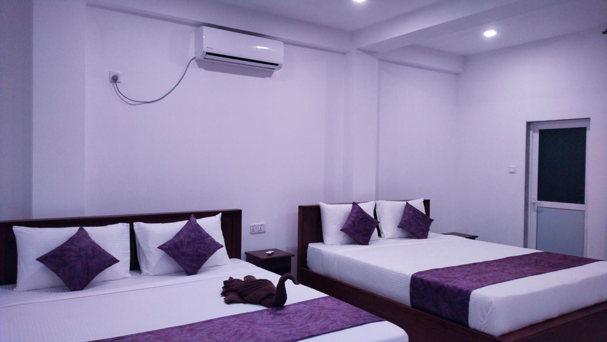 Ever Breeze Ella Hotel Exterior foto